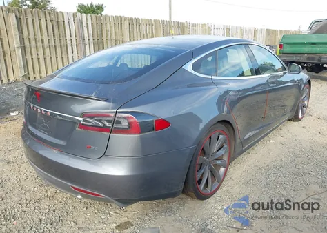 2013 Tesla Model S Performance из США, поврежденный, VIN 5YJSA1CP6DFP05588